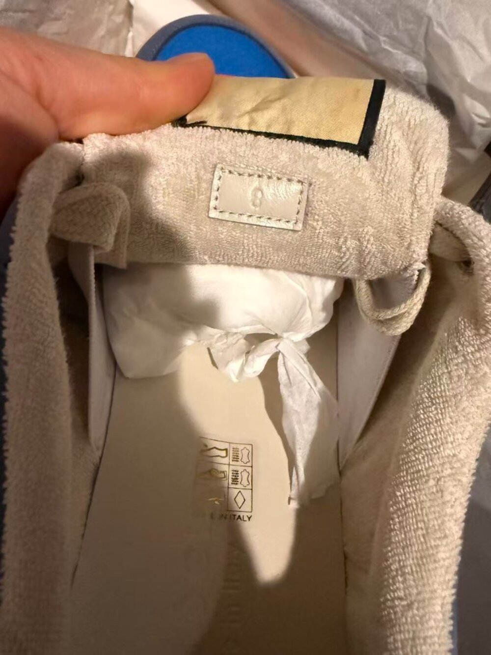 NIB Authentic Gucci Screener 'Blue Orange' - Picture 6 of 6